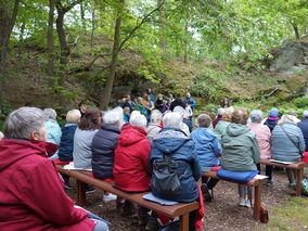 Feierliche Maiandacht in der Fatima-Grotte 